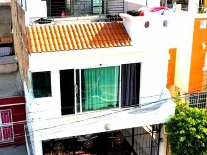 Casa en venta Jardines De La Paz, Guadalajara, Guadalajara, Jalisco