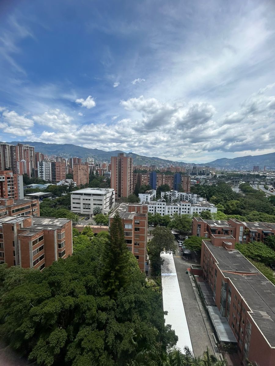 Apartamento en arriendo Aguacatala (Suroriente) en Aguacatala