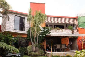 Casa en  Lomas De Atzingo, Cuernavaca, Morelos