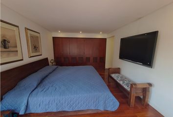 Apartamento en  Poblado, Medellín