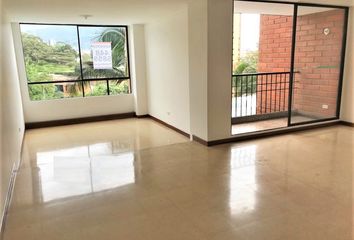 Apartamento en  Poblado, Medellín