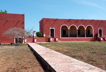 Casa en  Pueblo Tixkuncheil, Baca, Yucatán