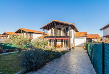 Chalet en  Ayegui, Navarra