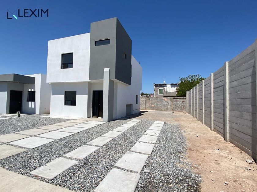 venta Casa en Venustiano Carranza, Mexicali (EB-LK8633s)