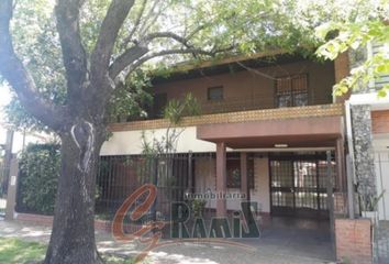 Casa en  Castelar, Partido De Morón