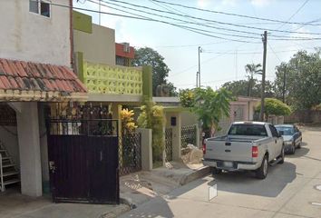 Casa en  Calle Universidad De Guerrero 263-341, Universidad Poniente, Tampico, Tamaulipas, 89336, Mex