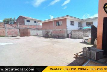 Terreno Comercial en  Yanuncay, Cuenca