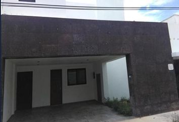 Casa en  Privada Monterreal Plus, Mérida, Yucatán