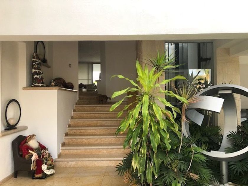 venta Casa en condominio en Colonia Jurica, Municipio de Querétaro  (EB-GO3165s)