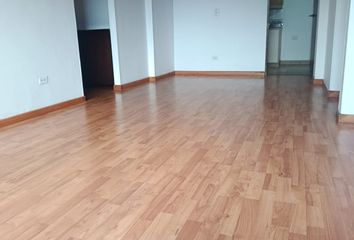Apartamento en Loma De Los Bernal, Medellín
