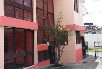 Casa en  Av. Eloy Alfaro N47-41, Quito 170138, Ecuador