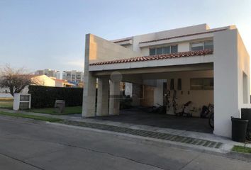 Casa en  Fraccionamiento Paraíso Country Club, Emiliano Zapata, Morelos