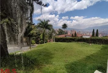 Lote de Terreno en  Poblado, Medellín