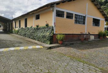 Terreno Comercial en  Bolivar 63-76, Cayambe, Ecuador