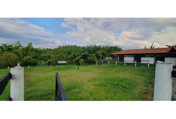 Lote de Terreno en  Manantiales, Norte, Armenia