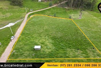 Terreno Comercial en  Tarqui, Cuenca