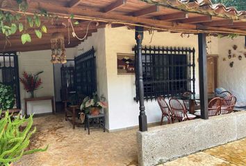 Villa-Quinta en  Carrera 10 10 02, Hatillo, Barbosa, Antioquia, Col