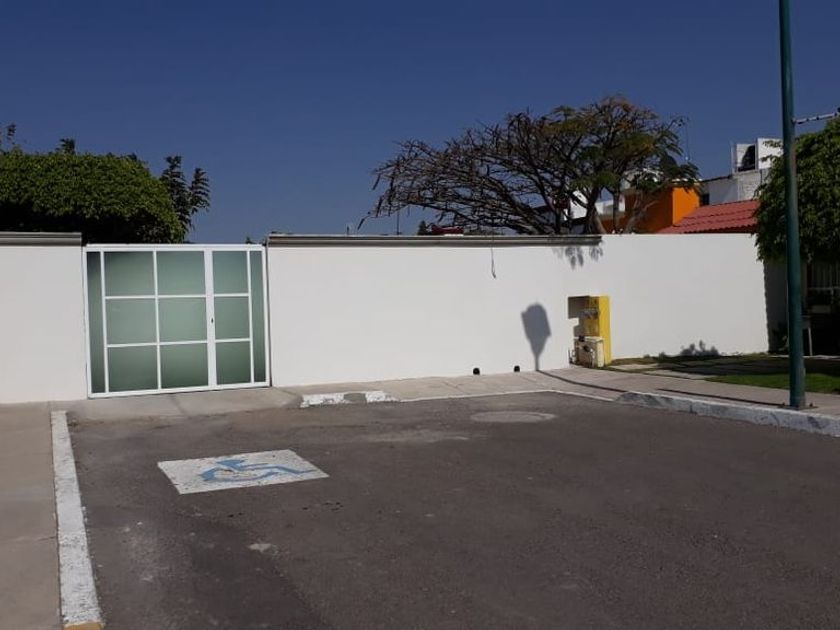 renta Casa en Pirámides, Corregidora, Corregidora, Querétaro  (p3MZLZe_LEASE)