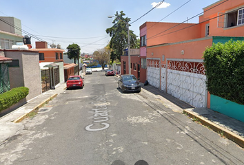 Casa en  3ra Calle De Maracaibo 62, San Bartolo, Fraccionamiento Las Américas, Naucalpan De Juárez, México, 53040, Mex