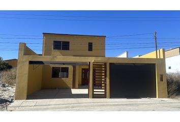 Casa en  Ley Del Servicio Civil, Tijuana