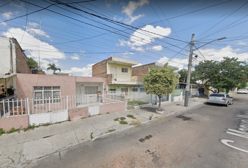 Casa en  Calle Manuel Mena, Lomas De Polanco, Guadalajara, Jalisco, México