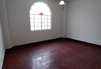 Apartamento en Santa Teresita Oeste, Cali