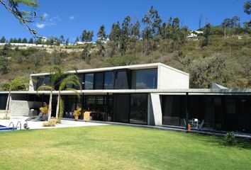 Casa en  Cumbayá, Quito