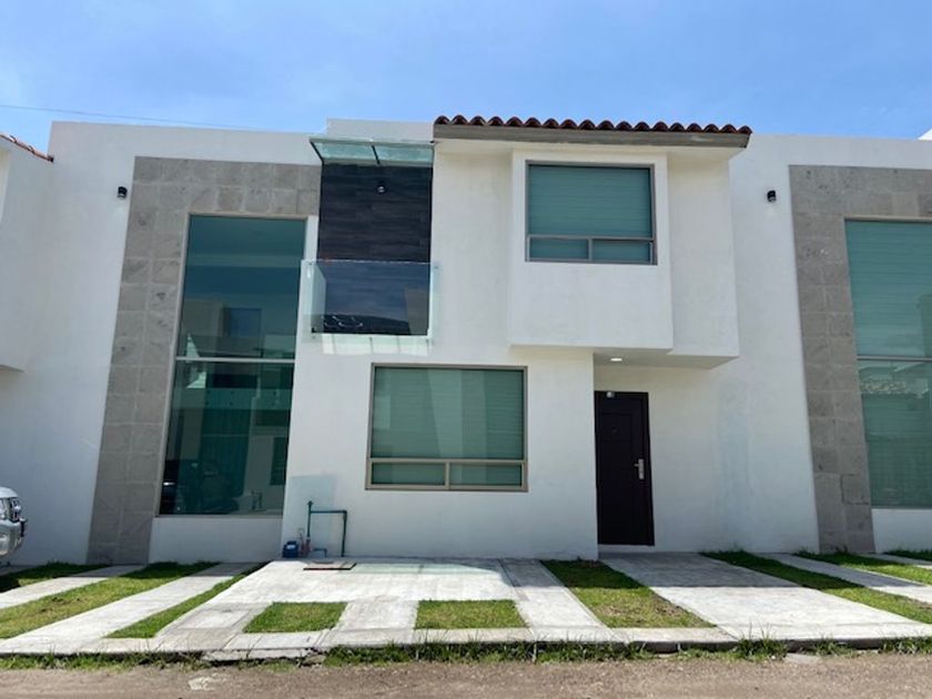 venta Casa en Cacalomacán, Toluca (pKw4r0C-preventa)