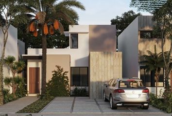 Casa en  Calle 10, Sitpach, Mérida, Yucatán, 97306, Mex