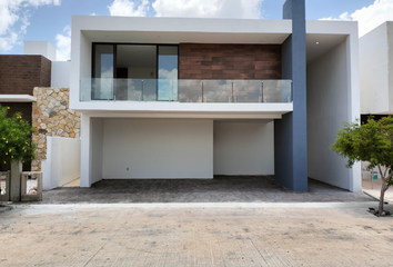 Casa en condominio en  Calle 21, Cholul, Mérida, Yucatán, 97305, Mex