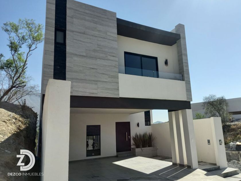 venta Casa en El Cercado Centro, Santiago, Nuevo León (p5GDo2x-venta)-  