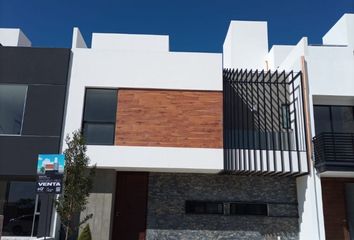 Casa en  Prolongación De Boulevard Ramón G Bonfil, Pachuca De Soto, Hidalgo, 42082, Mex