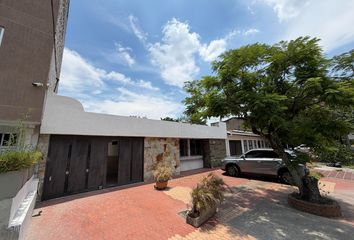 Casa en Urbanización La Flora, Cali