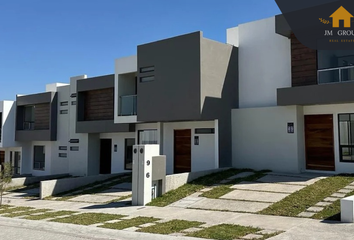 Casa en  Prolongación Zaragoza, Fraccionamiento El Batán, Corregidora, Querétaro, 76902, Mex