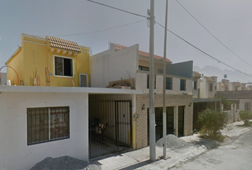 889 casas económicas en venta en Santa Catarina 