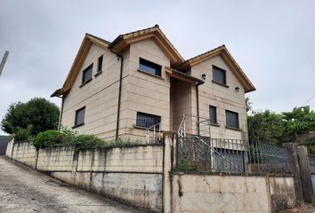 Chalet en  Sanguiñeda (santa María), Pontevedra Provincia