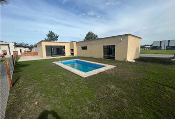 Casa en  Bosque Peralta Ramos, Mar Del Plata