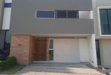 Casa en  Fraccionamiento Valle Imperial, Zapopan, Jalisco