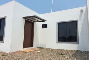 Casa en  Mex-195, Fraccionamiento Las Mercedes, Centro, Tabasco, 86288, Mex