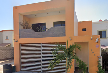 Casa en fraccionamiento en  Calle Villa Flores 300-334, Fraccionamiento Villas Del Encanto, La Paz, Baja California Sur, 23085, Mex