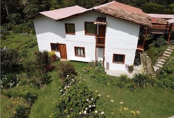 Villa-Quinta en  Oriente, Medellín