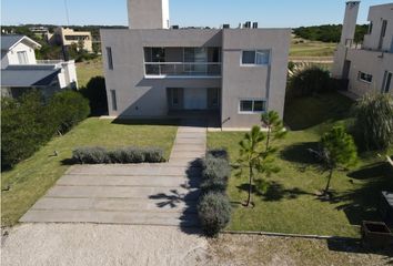 Casa en  Buenos Aires Costa Atlántica