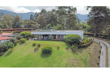 Casa en  La Ceja, Antioquia