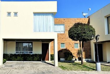 111 casas en renta en Villas del Campo, Calimaya 