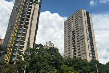 Apartamento en  Pinuka, Castropol, Medellín, Antioquia, Col