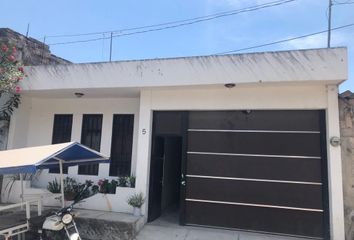 Casa en  Calle Osa Menor, Fraccionamiento Puerta Del Sol, Xalisco, Nayarit, 63783, Mex