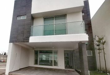 Casa en  San Jerónimo Chicahualco, Metepec