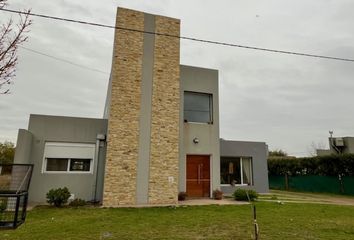 Casa en  Grünbein, Partido De Bahía Blanca