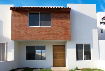 Casa en condominio en  Calle Misión Santa Mónica, 3 Guerras, Celaya, Guanajuato, 38080, Mex