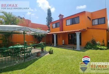 Casa en  Loma Sol, Cuernavaca, Morelos